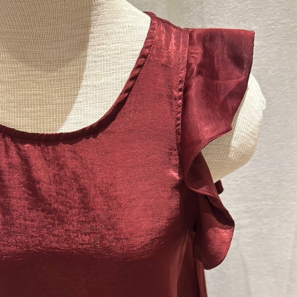 Satin Ruffled shirt - Picture 2 of 3